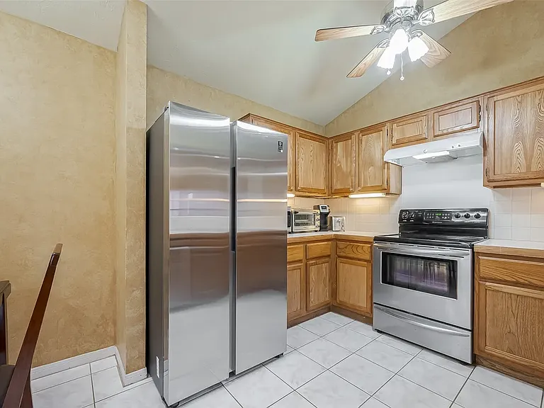 3318 Beech Point Dr — Photo 20