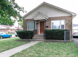 148 S Fulton Ave, Waukegan, IL 60085