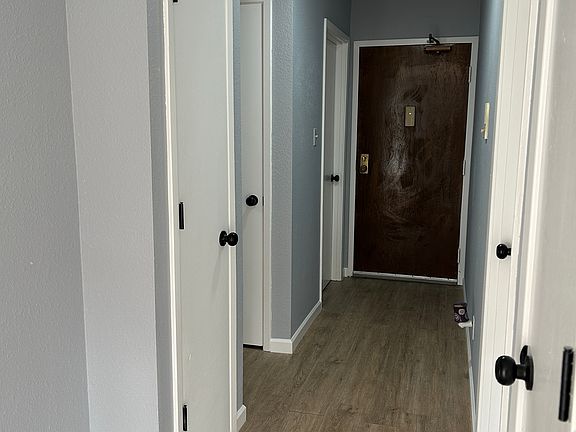 5th image of 428 22nd Ave #1