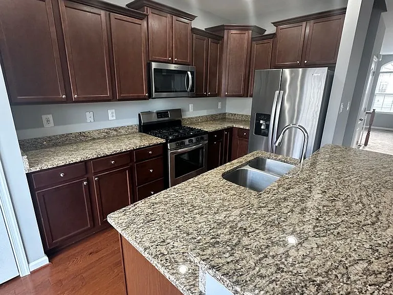 21099 Brunswick Ln — Photo 2