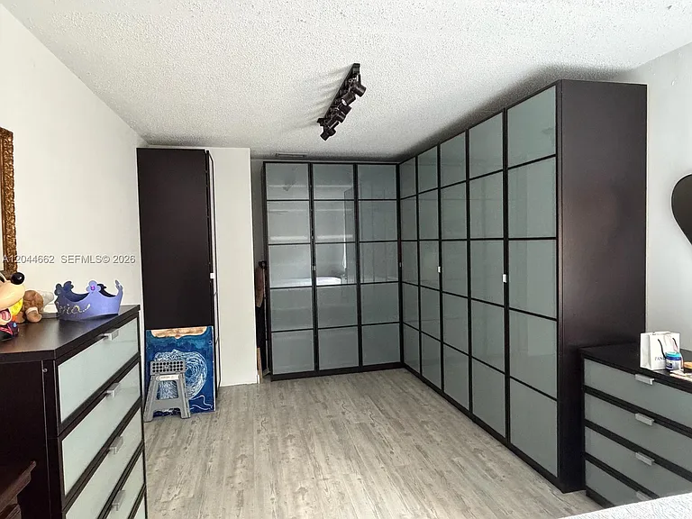 2401 SW 16th Ct — Photo 28