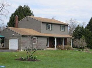 2762 Bodder Rd, Riegelsville, PA 18077