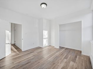 402 N 59th St #2, Philadelphia, PA 19151