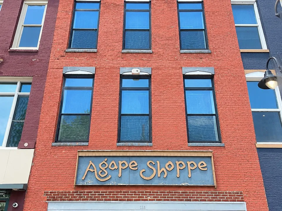 136 Court St #4