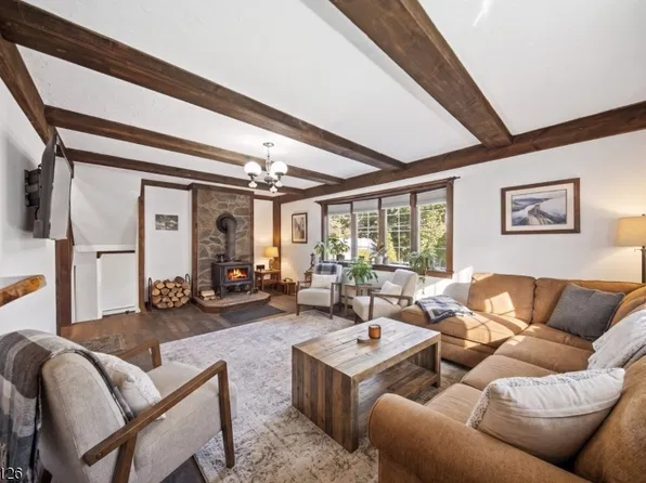 27 Hewitt aka Garwood Rd, West Milford Twp., NJ 07421