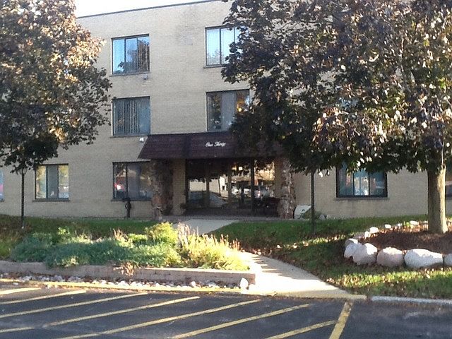 1st image of 130 E Grand Ave APT 104