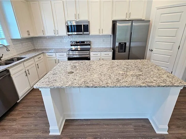 7372 Rocklin Ln — Photo 14