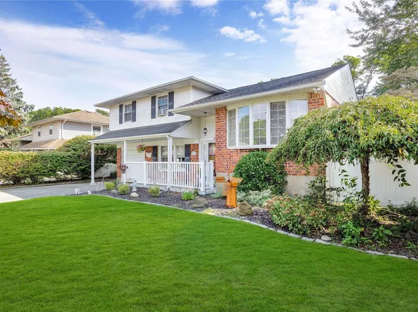 162 Marilynn Street, East Islip, NY 11730