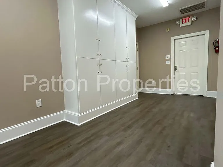 1308 Pulaski St - Inside CoC - R09009-09-12 — Photo 10