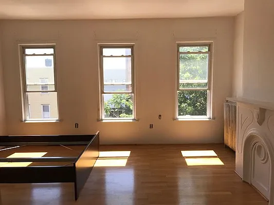 Rented by Proper Real Estate, LLC | media 10
