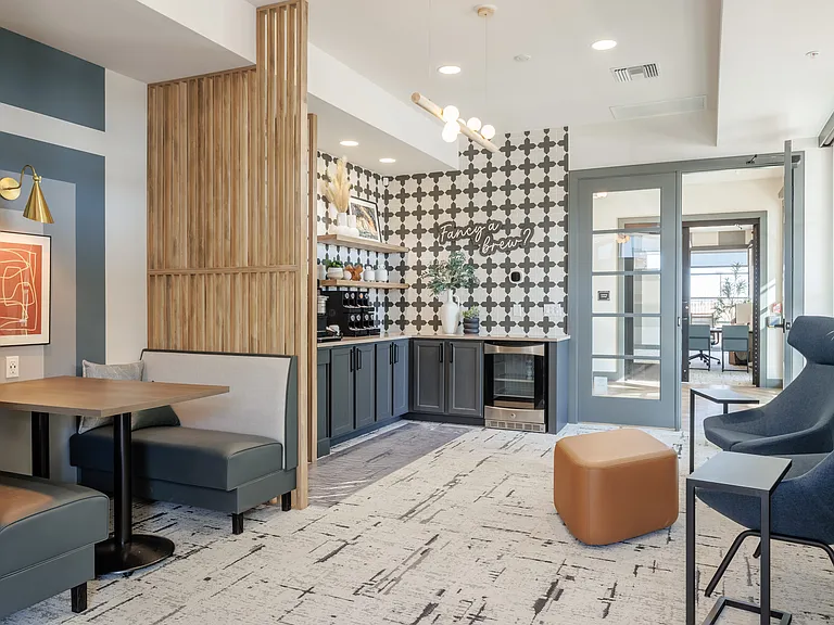 Arbour Commons — Photo 8