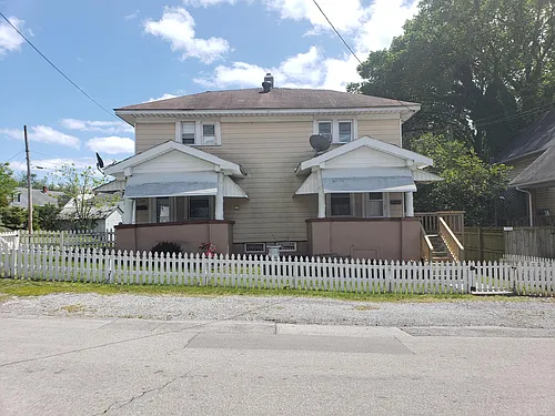 1709 Church Ave SE Photo 1