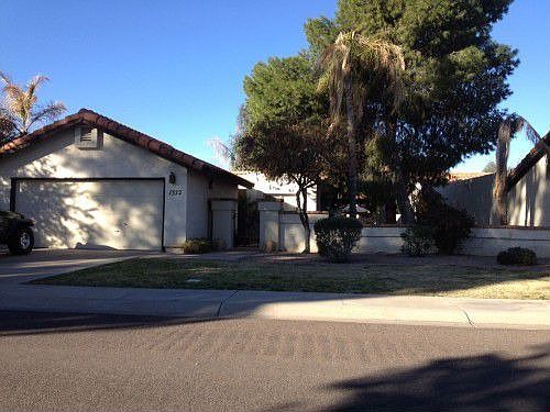 2nd image of 1372 N Los Altos Dr