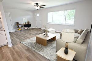 5th image of 801 Merrimac Cir