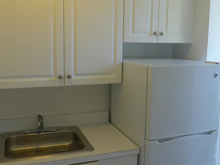 3111 Broadway #1L — Photo 5
