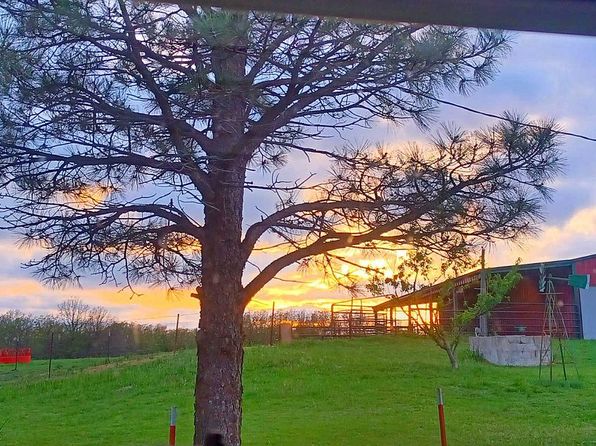 24453 N County Road 3330