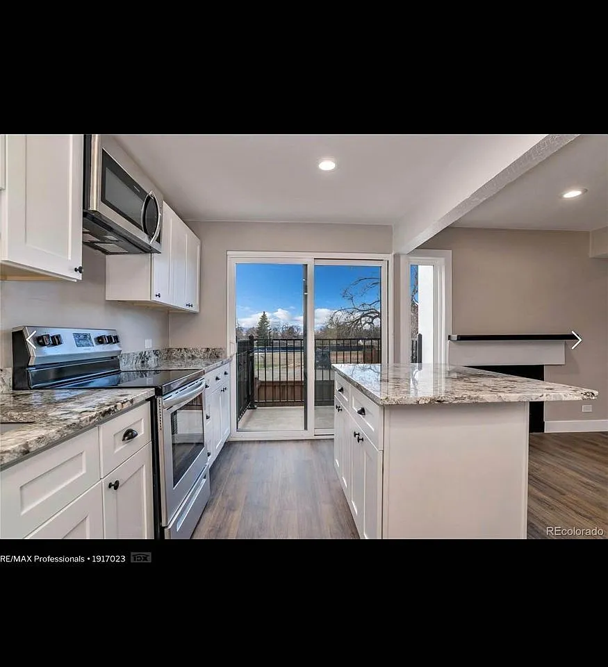 3 bed, 2.5 bath, 1509 sqft, $2,900 — Photo 3