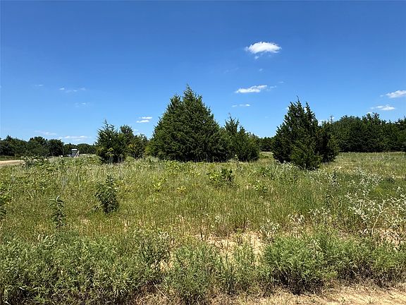 3rd image of 39 Sugar Cone Rd