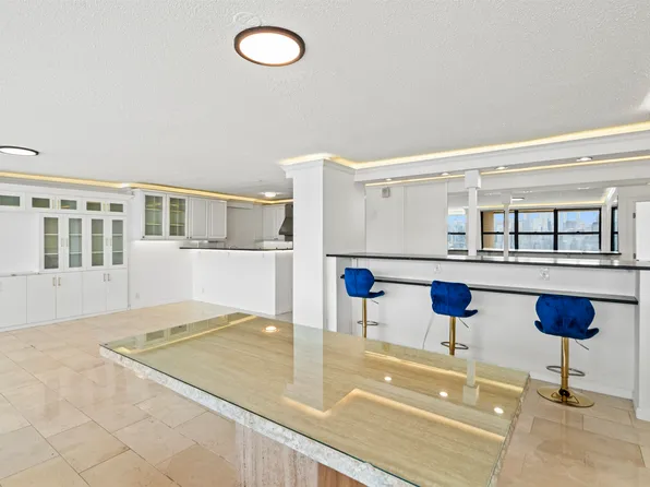 7004 Blvd East image 10 of 42