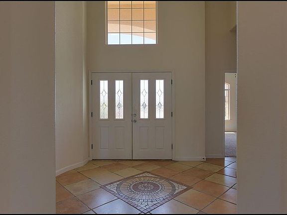 5th image of 313 La Florida Dr