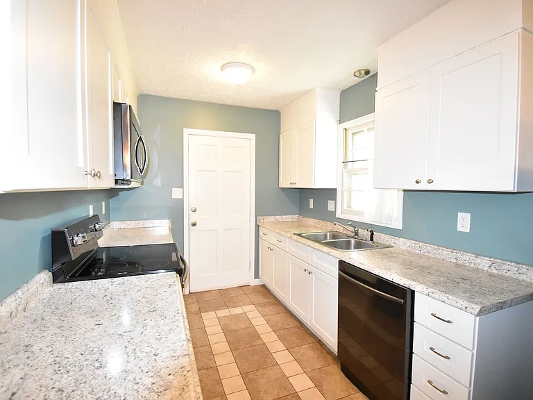 333 McFadyen Dr — Photo 7