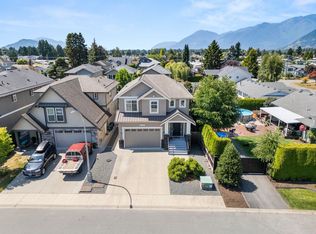 10273 Manor Dr, Chilliwack, BC V2P 5Y7