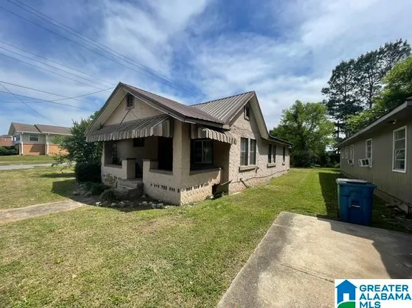 129 Jerry Coleman St, Fairfield, AL 35064