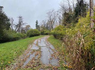 210 Bielby Rd, Lawrenceburg, IN 47025