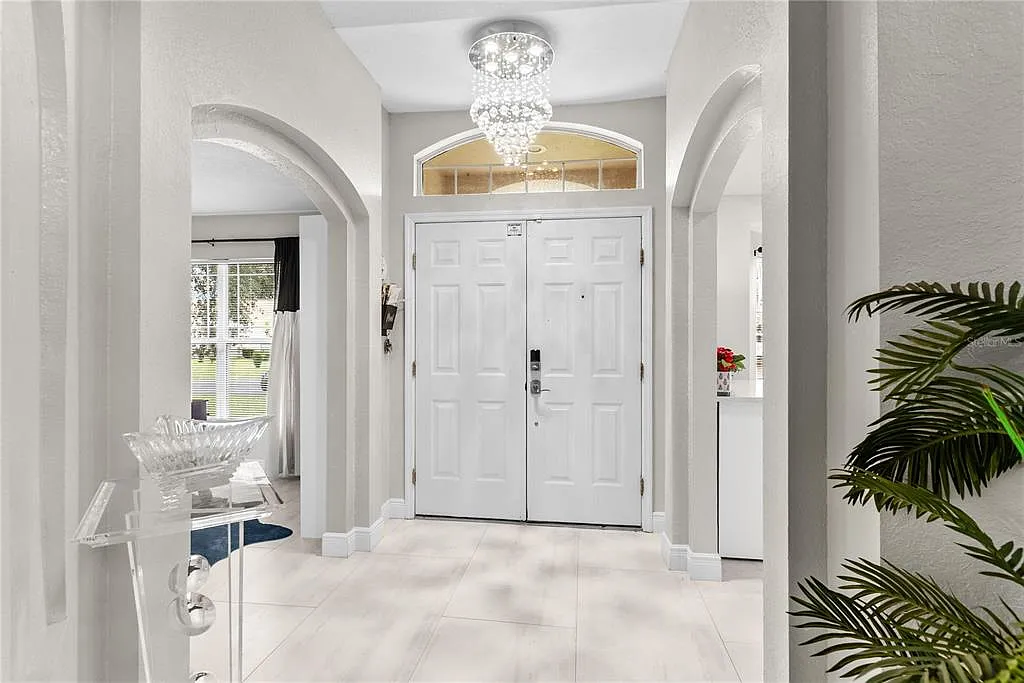 3 bed, 2.0 bath, 1627 sqft, $2,500 — Photo 4