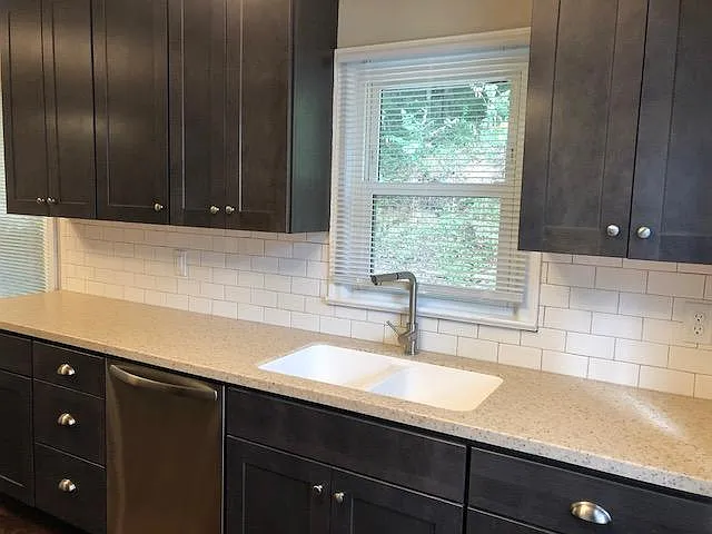 3 bed, 1146 sqft, $1,525 — Photo 2