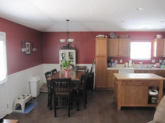 4th image of 1726 Haley Glenn Ln