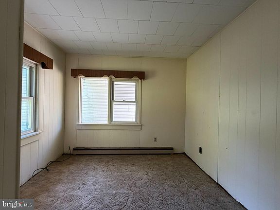 5th image of 1314 Cherry Garden Rd