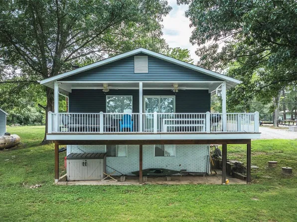 2008 Lakeshore Dr, Cuba, MO 65453