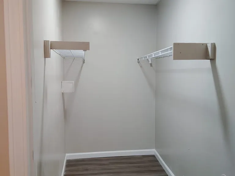 3879 Speedway Cir — Photo 15