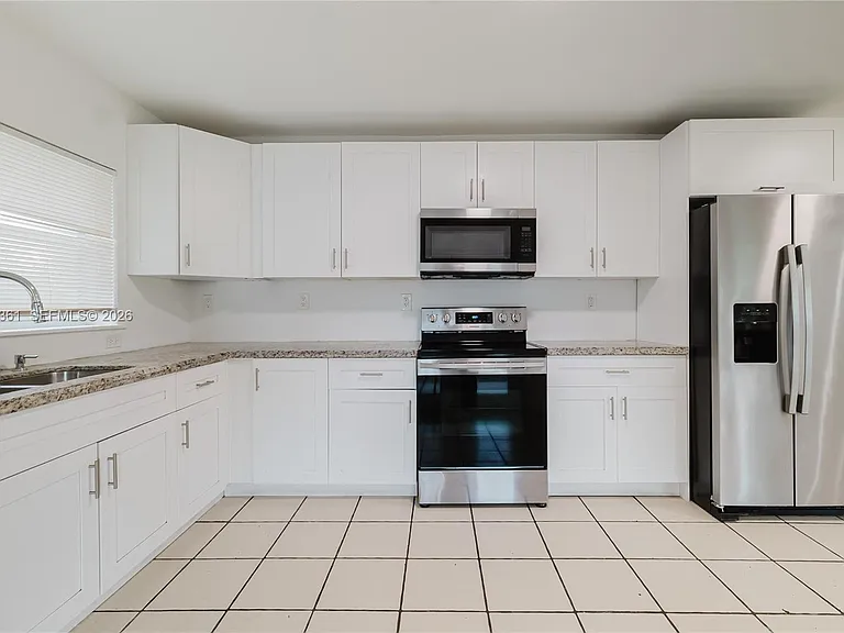 6130 Flagler St — Photo 18