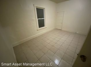 2755 N 33rd St, Milwaukee, WI 53210