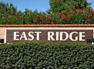 913 Ridge Heights Dr, Fallbrook, CA 92028