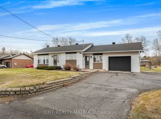 635 Front Rd W, Champlain, ON K0B1K0