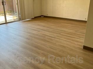 98-293 Ualo St APT V2, Aiea, HI 96701