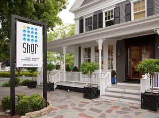 240 Commercial St, Provincetown, MA 02657