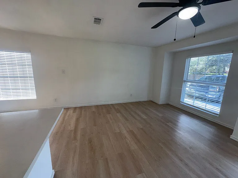 3518 Grafton Ave — Photo 3