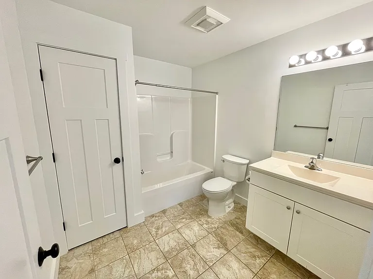 111 Grey Rock Rd #116 — Photo 12