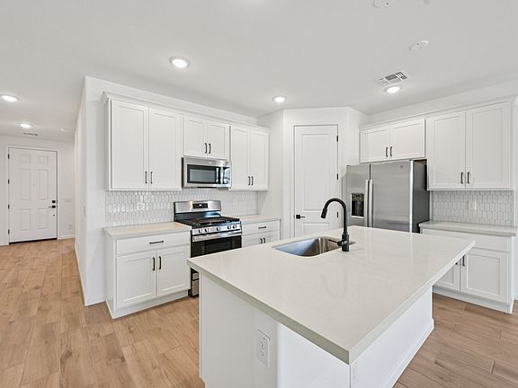 Agave Trails - Sage Interior Image 7