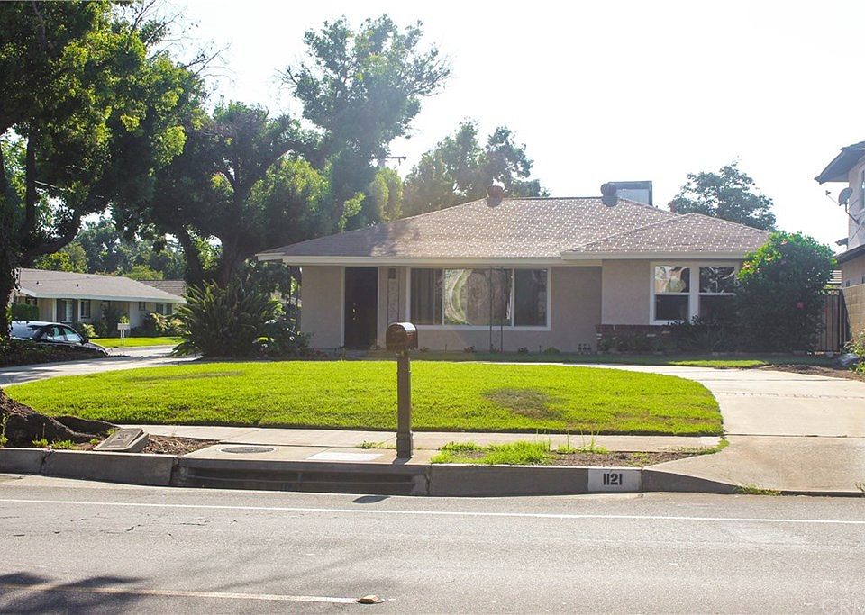 1st image of 1121 Mayflower Ave
