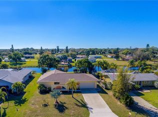 242 Annapolis Ln, Rotonda West, FL 33947