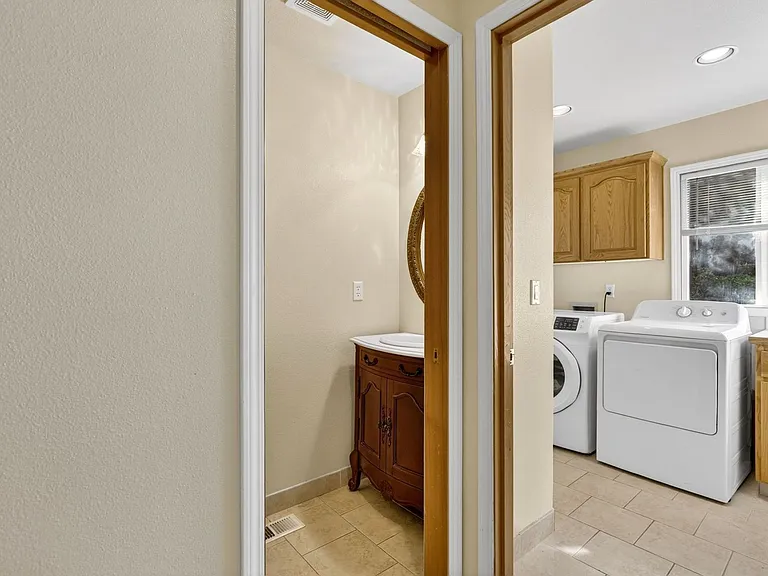 5391 NW Lianna Way — Photo 11