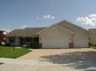 1309 Keystone Ln, Appleton, WI 54913