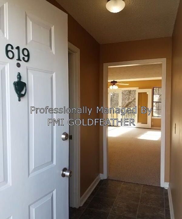 1st image of 619 Alison Ct