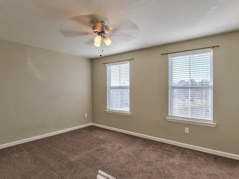 1956 Corvallis Ave #1956 — Photo 10