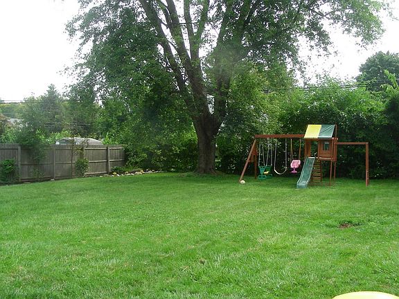 Play yard!